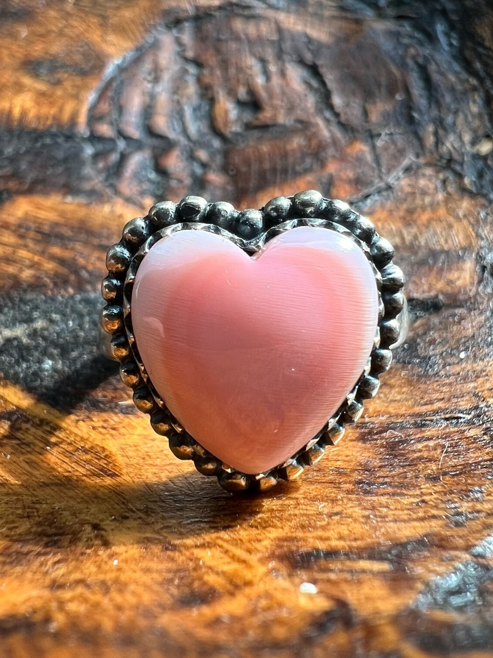 Sterling Silver Queen Conch Heart Ring – Size 8